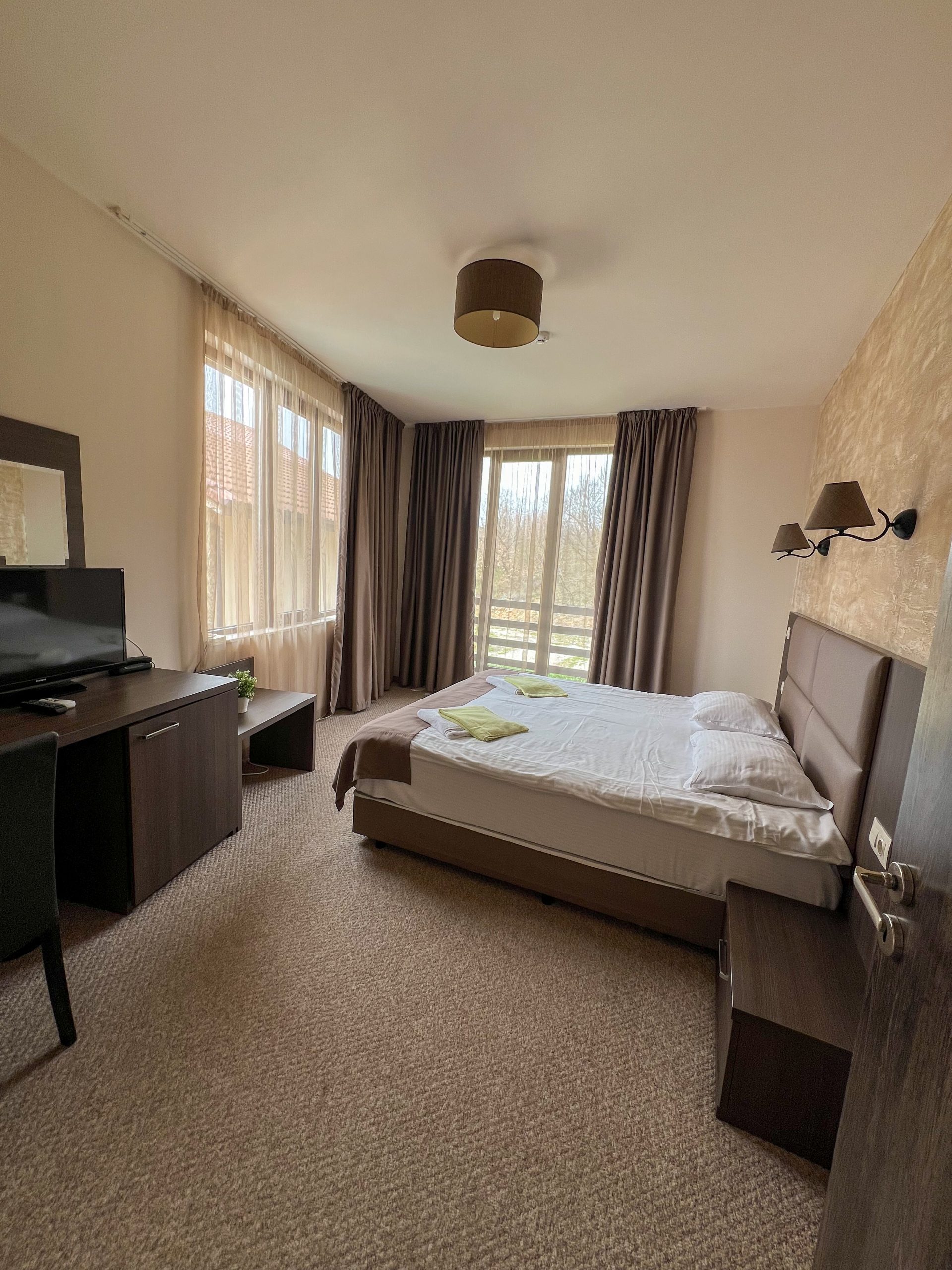 20240331_102351647_iOS